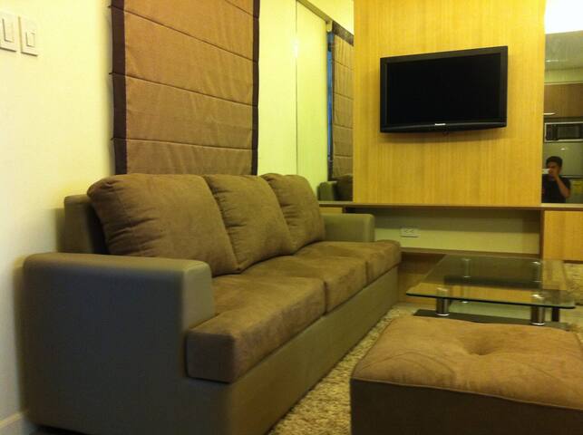 Affordable, 2 Bedroom, Cozy Condo!