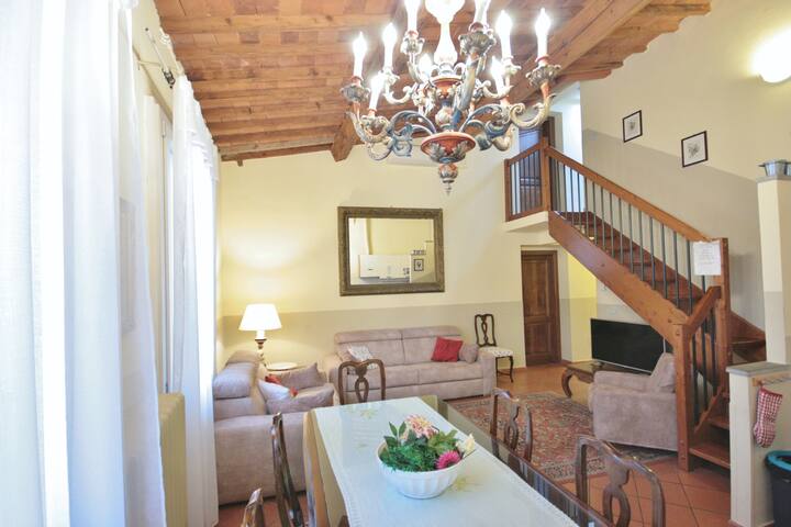 “Grande Pepi” – Luxury in the heart of Florence! gallery image 5