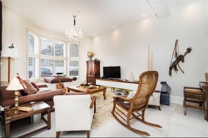 Spectacular, 4 bed open plan house in Kensal Rise gallery image 2