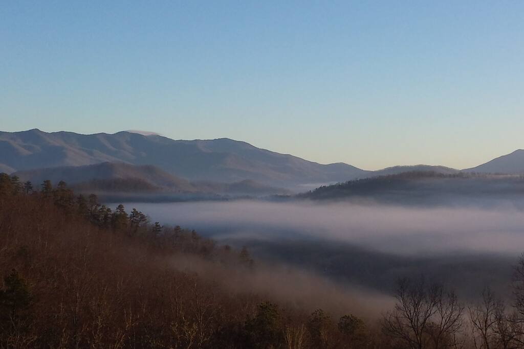 The Suite Spot has beautiful sunrise and morning views!