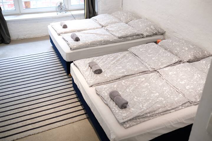 Urban Loft in Vibrant Kreuzkölln *11 Beds* (160m²) gallery image 5