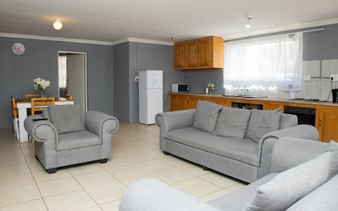 Polokwane Gem 1 bedroon Self Catering