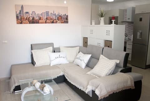 Popular Airbnb listing: Tenerife Sur, fully equipped and with Wi-Fi in Arico