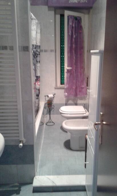 Bagno con vasca