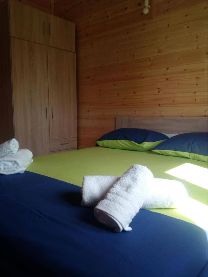 Dhomë gjumi 1