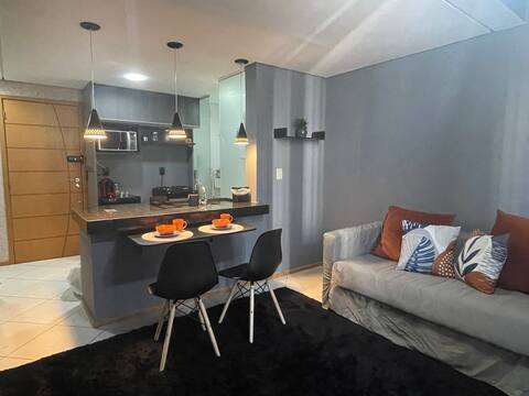 Charming loft, (CPO, Centrinho USP, Shopping Mall)