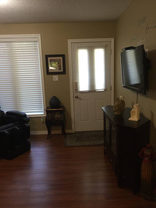 front entrance into sitting area