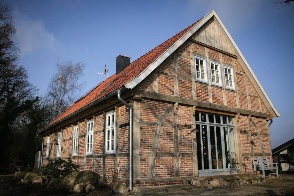 Giebel von der Strassenseite
