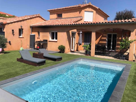 Mediterranean villa with pool!