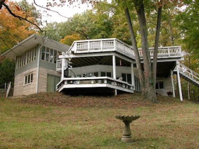 Airbnb® | Lake Monroe - Vacation Rentals & Places to Stay