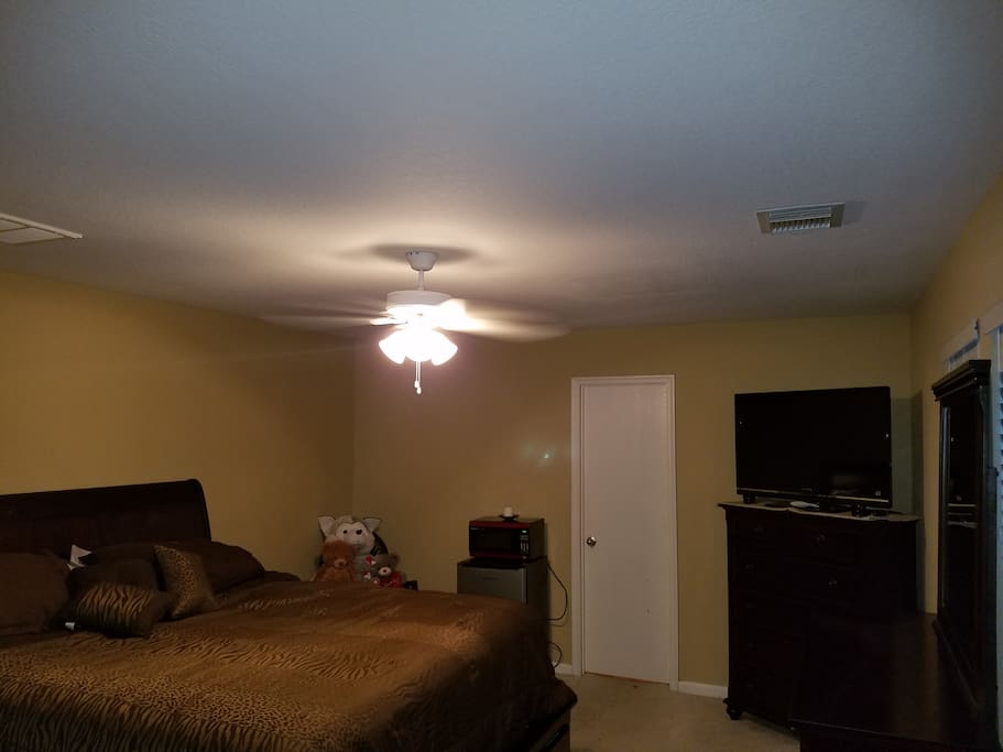 6th BR/Master Bedroom