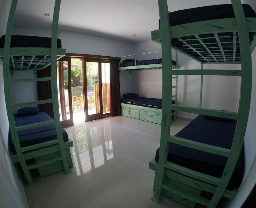 6 Bed Dorm - Bali Monkey House_Surf Camp, Canggu