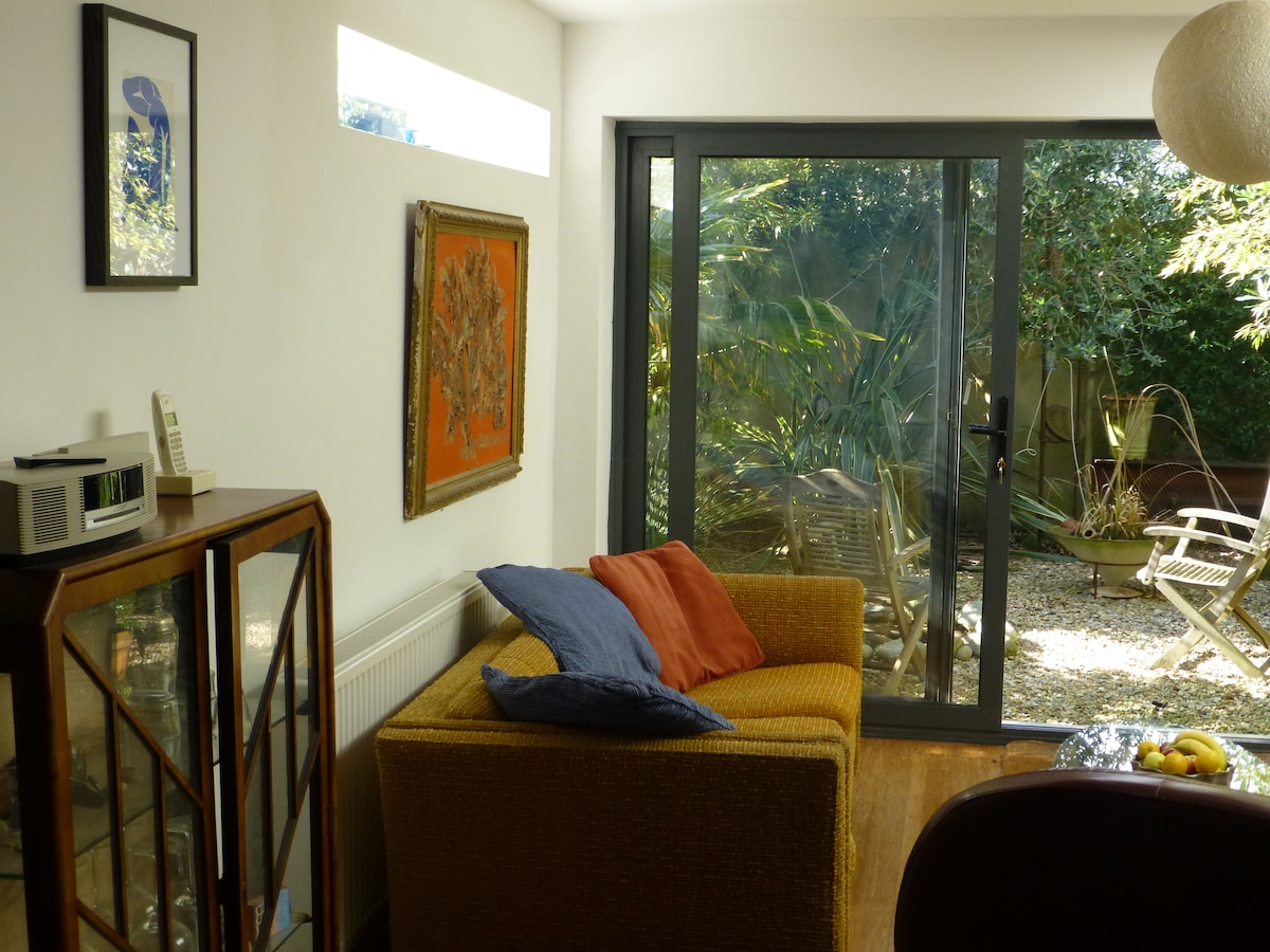 Leistungsstarkes Airbnb: Sunny garden flat close to the centre of Brighton in East Sussex