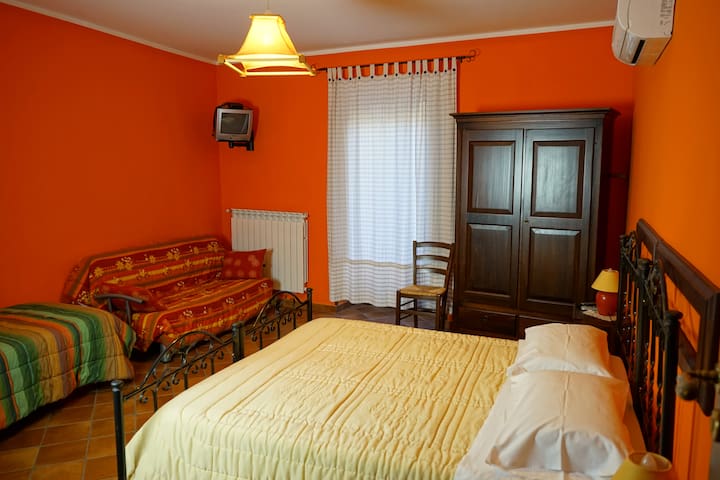 B&B Abies2, camera nel centro di Polizzi Generosa