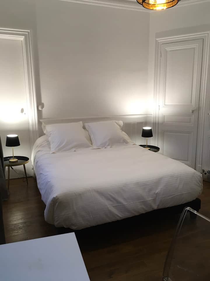 غرفة النوم 2