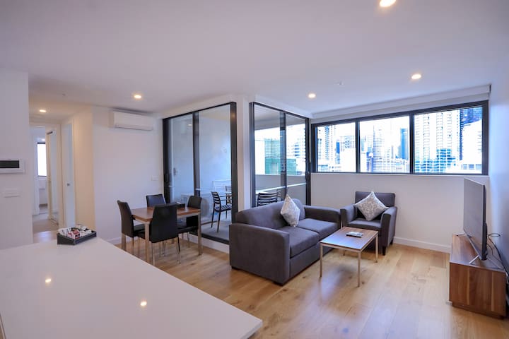 Two Bedroom Two Bathroom Executive Apartments gallery image 2