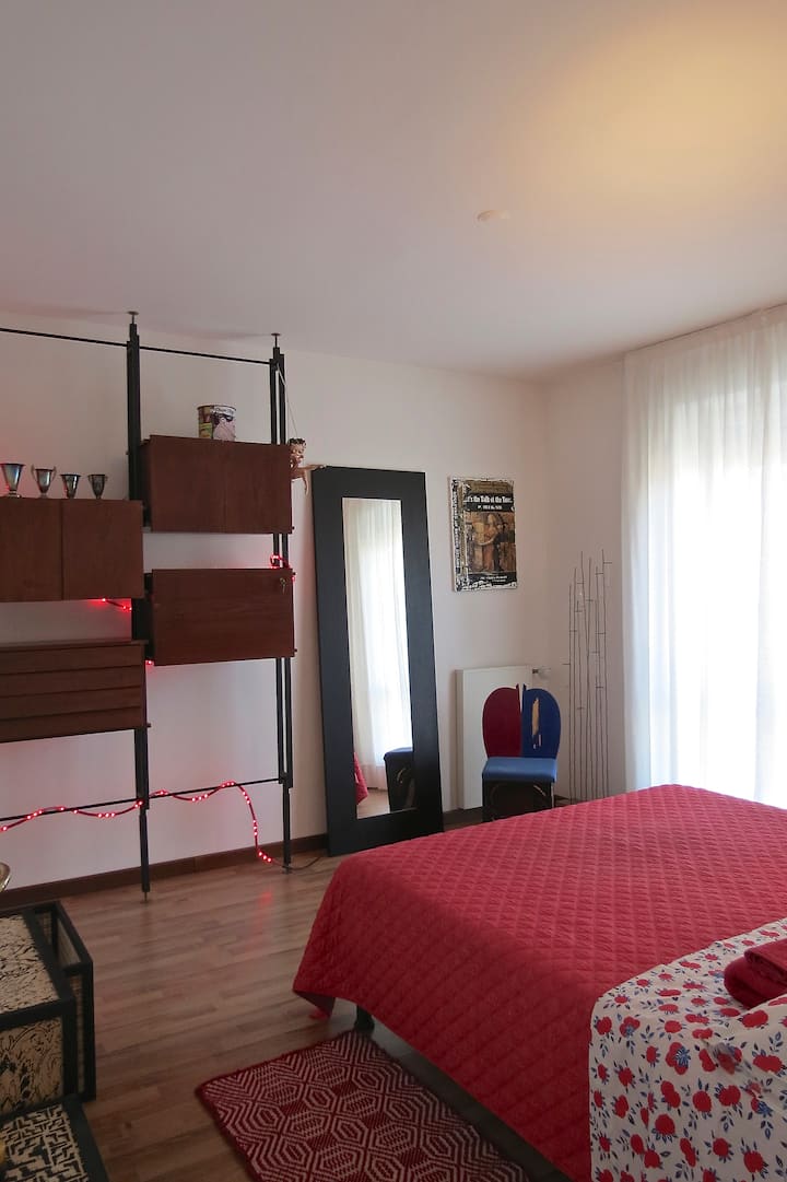 Objetos de Londres a París, desde Nueva York hasta Tokio. ¡Pasando por ti!