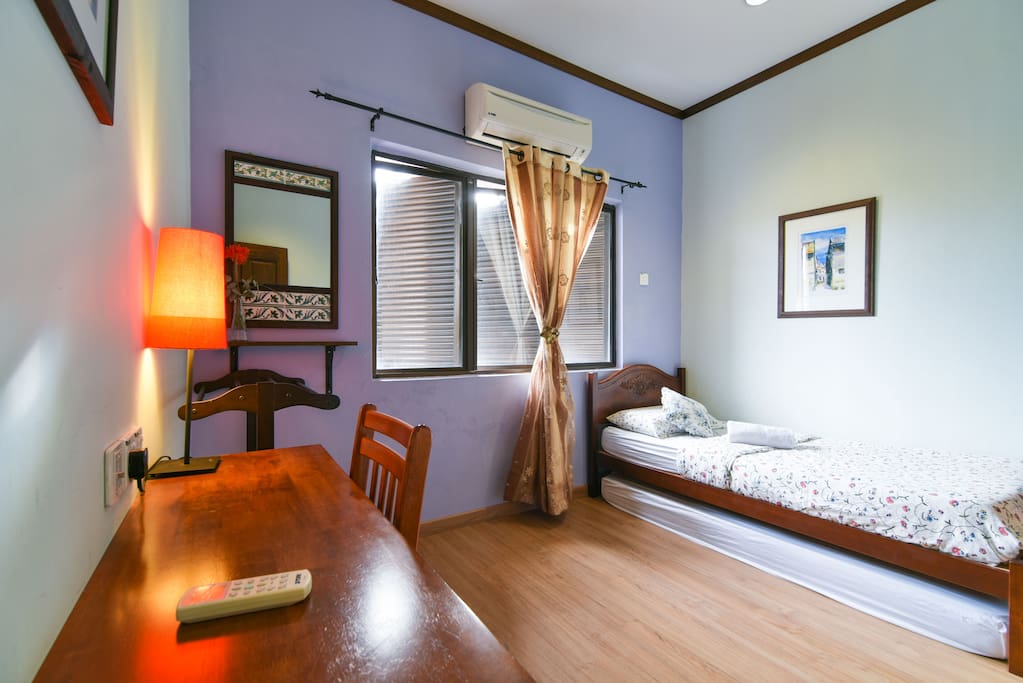 Twin Room (1 room)