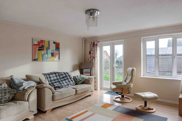 Lovely Spacious Well Equipped Family House - Weymouth