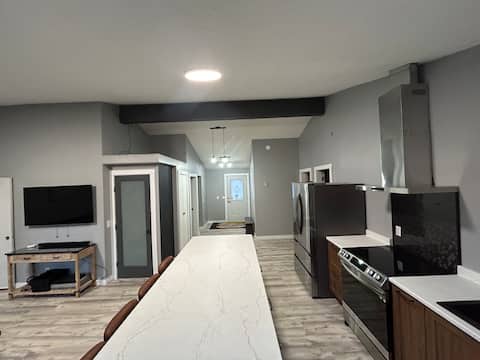 Top Airbnb: Stone Haven Inn Entire House in Fraser Fort George