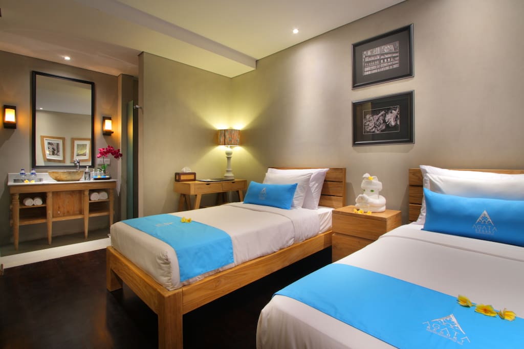 2 Single Bed (2nd room)