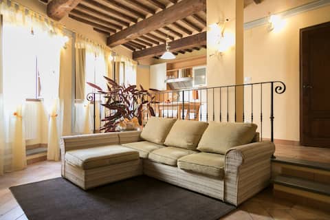 Successful Airbnb property: "IL RIFUGIO" APARTMENT IN HISTORICAL CENTER in Città Di Castello