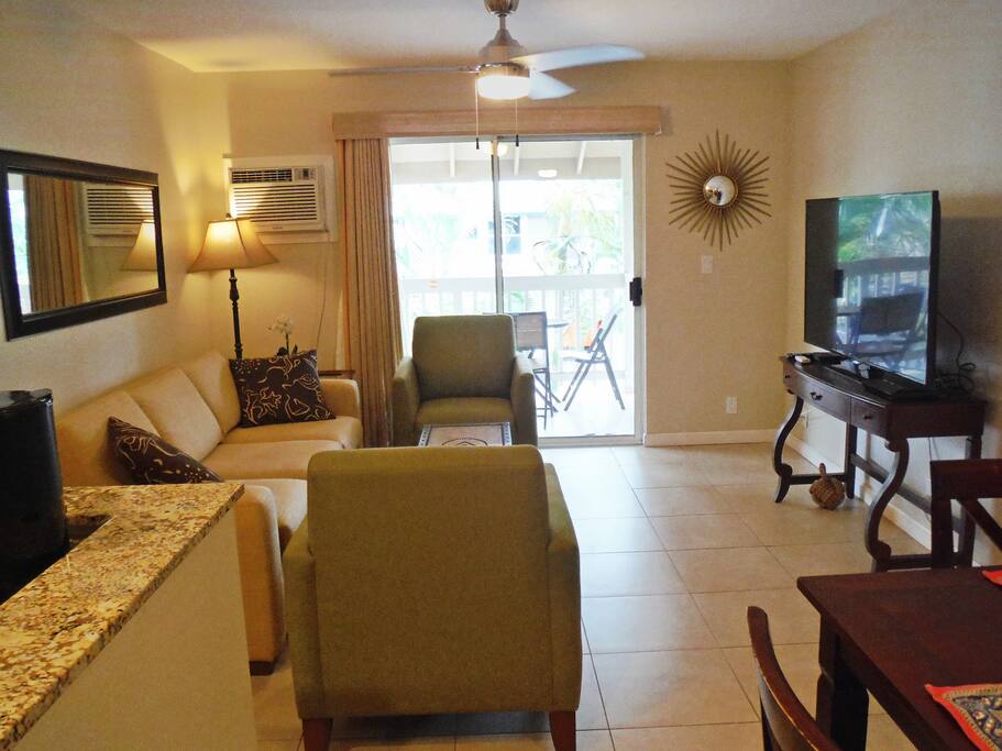 Large Lanai