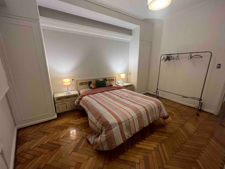 საძინებელი 1