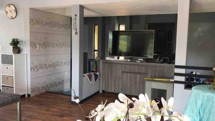 Cuautla, Hermosa Residencia Con Alberca Y Jardín - Cuautla