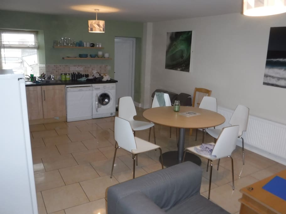 Common area kitchen
