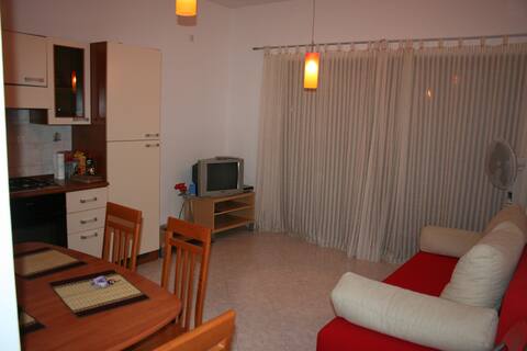 Top performing Airbnb: Apartment Red in Jadranovo