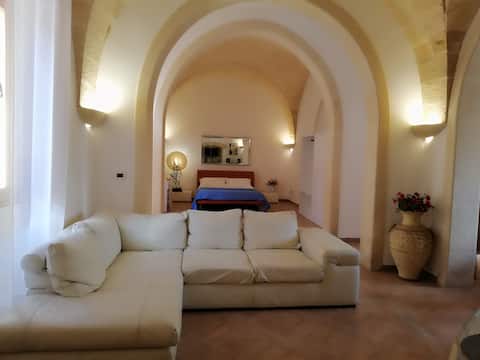 Popular Airbnb listing: Dimora Cinzia in Uggiano La Chiesa