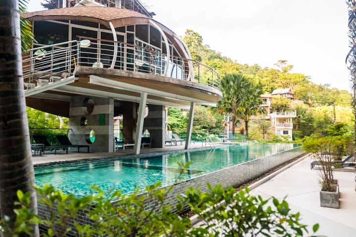 ET212A - Studio in Patong with pool and parking