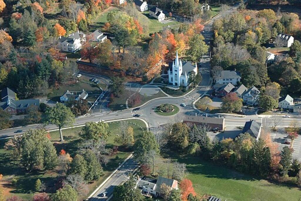 Our ‘Old Center’ and town park, 5 minute walk.