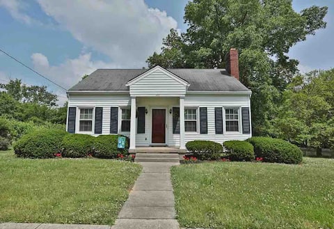 Charming 4 Bedroom classic home bourbon trail!