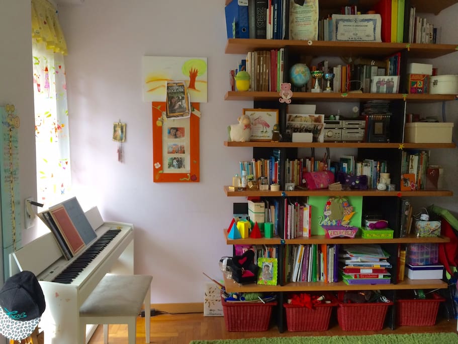 Piano and library