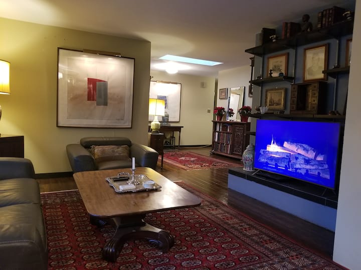 2.5 Acre Estate In Beautiful Victoria B.c. - Langford