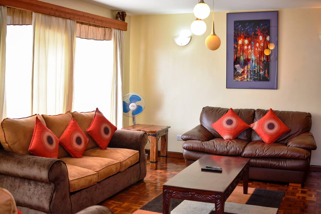 Luxurious Junction Mall Apartment Flats for Rent in 