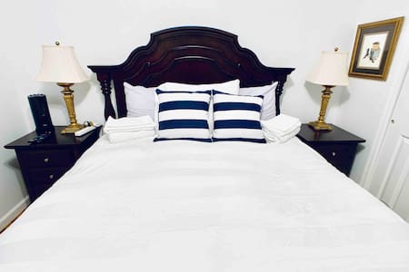 *Comfy Room-Excellent Location! Close to NYC/EWR*