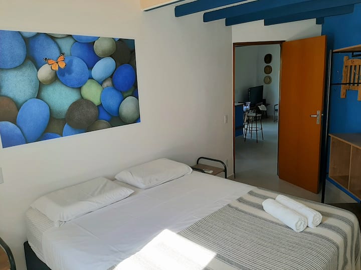 quarto cama queen ar acond