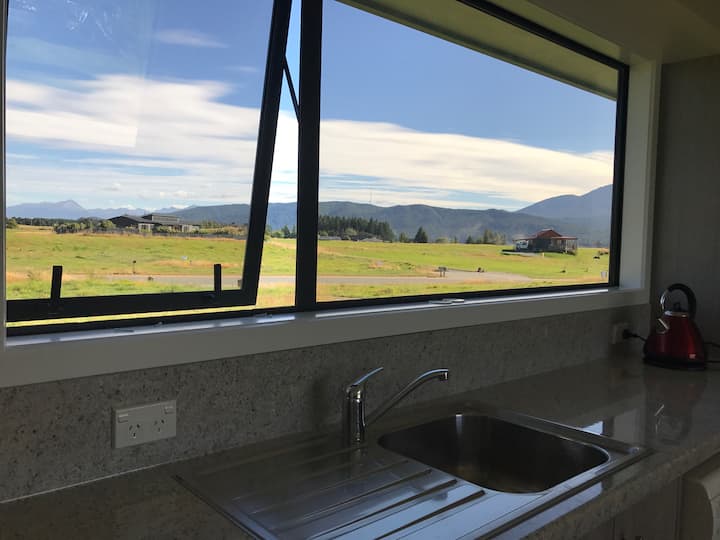 Milford Suite - Mountain View 米佛山景房 - Te Anau