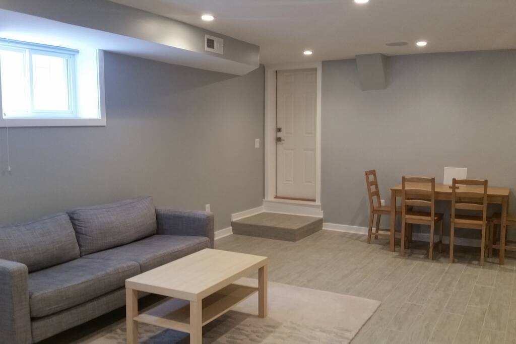 Private entrance. Table for dining or as a workspace.