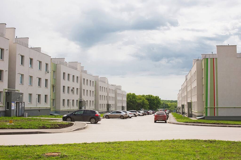 широкие парковочные места