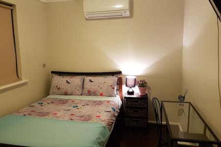 Room for rent in Morley