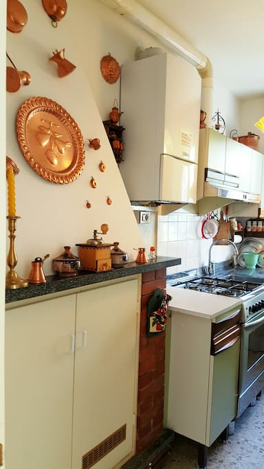 Cucina abitabile completa di tutto