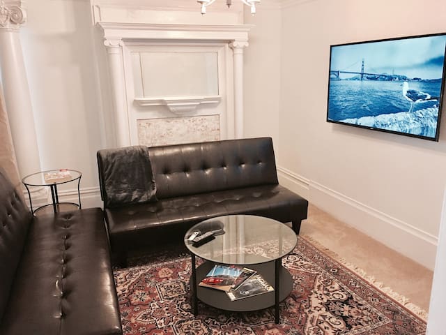 King of Kings of the Haight Ashbury, San Francisco