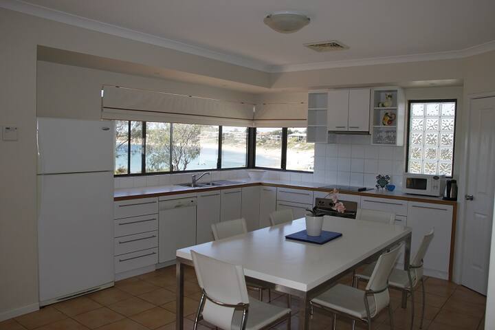 onespinaway – Falcon bay gallery image 5