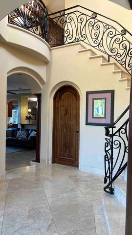 Luxury Coastal Villa on Naples Island gallery image 2