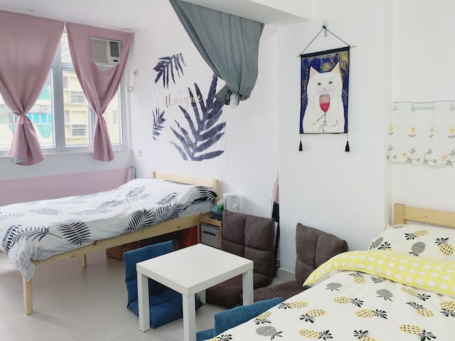 空間感舒適休閒 近地鐵 Bright, spacious studio in Jordan/ TST