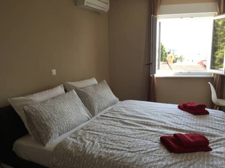 საძინებელი 1